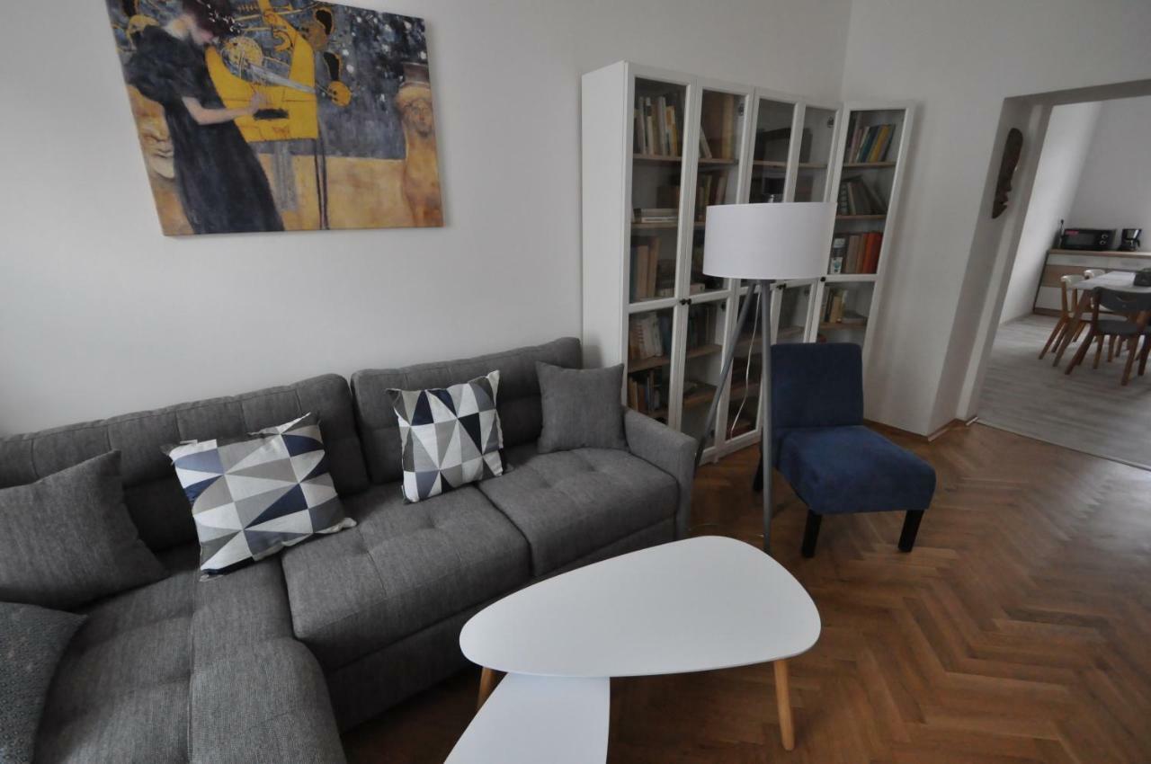 Jirina Appartments Prague Exterior photo